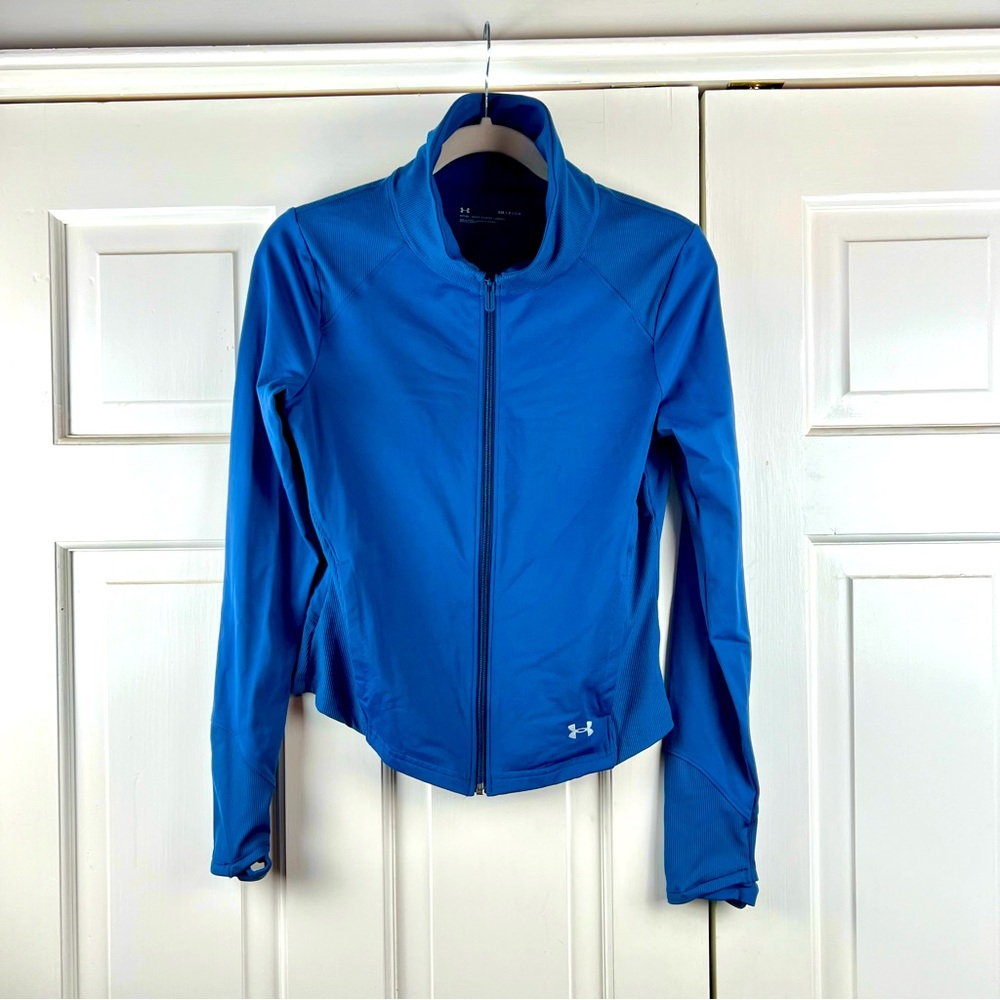 Under Armour fitted crop jacket with thumb holes size small color blue